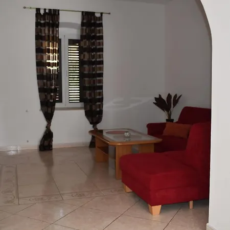 Pet Friendly Murvi 50 Apartman