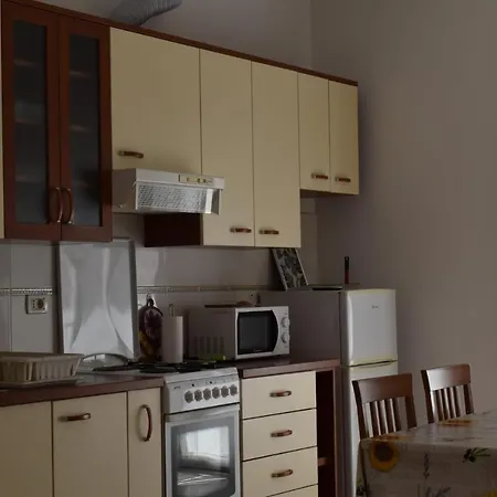 Pet Friendly Murvi 50 Apartment