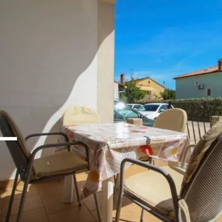 Pet Friendly Murvi 50 Appartement Novigrad Istria