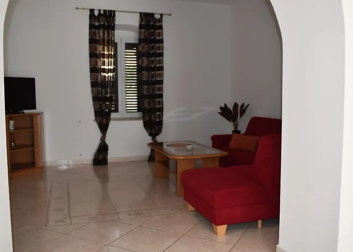 Pet Friendly Murvi 50 Appartement